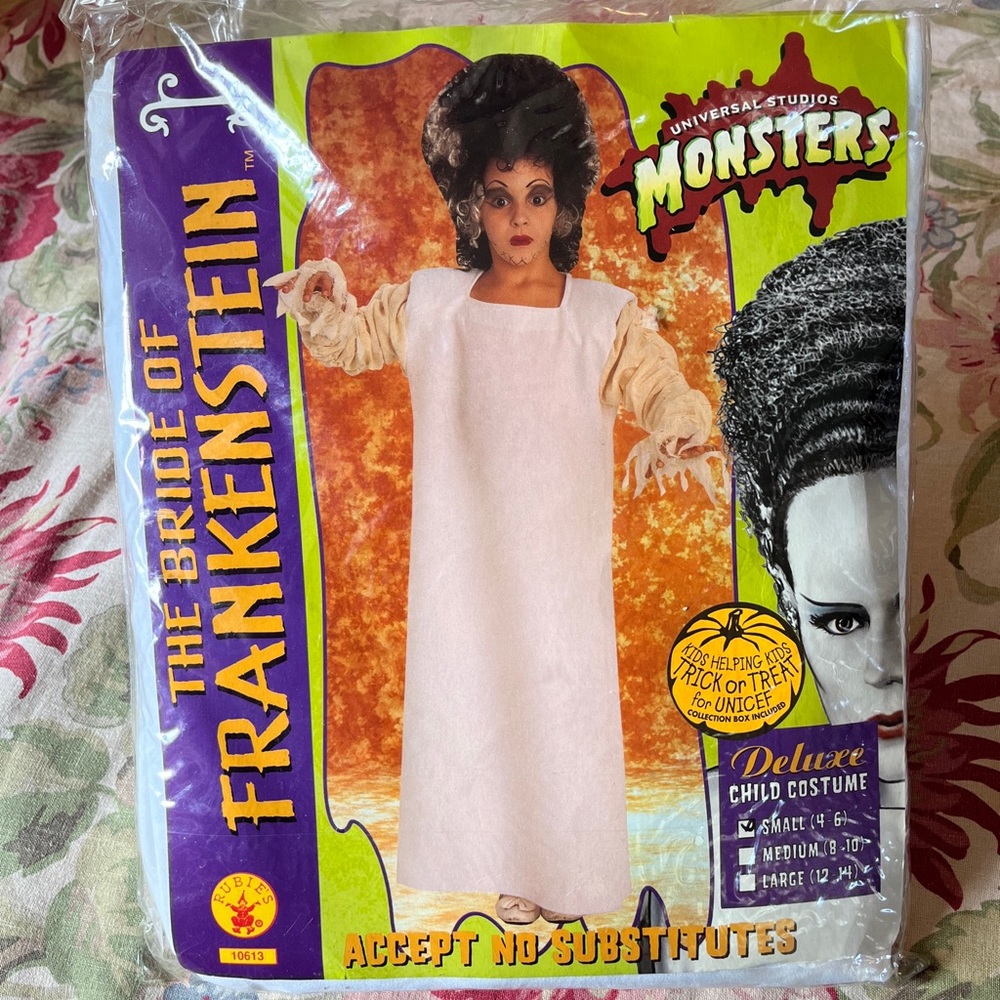 Vtg BRIDE of FRANKENSTEIN White Cloak Gauze Dress HighWig Universal Monsters NEW